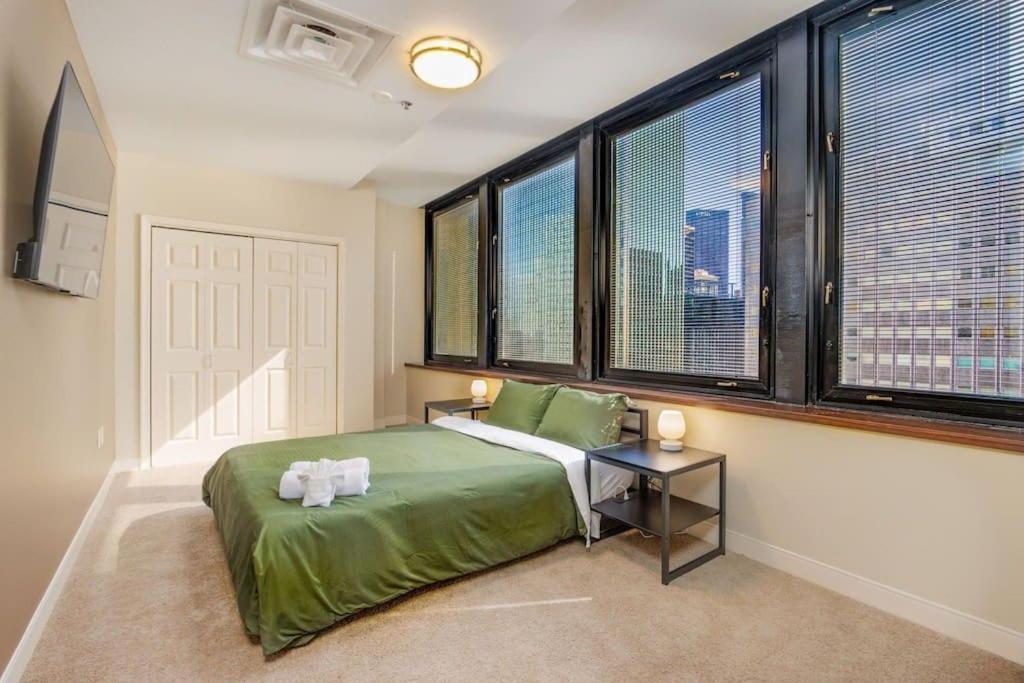 Luxe City Views Prime Location 24-7 Parking Gym Lounge Pittsburgh Bagian luar foto