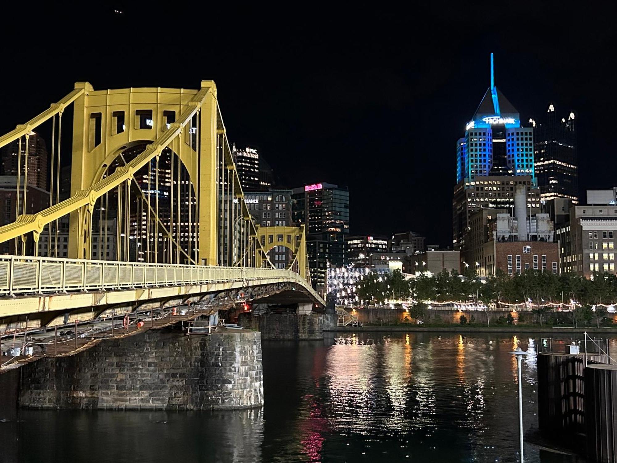 Luxe City Views Prime Location 24-7 Parking Gym Lounge Pittsburgh Bagian luar foto