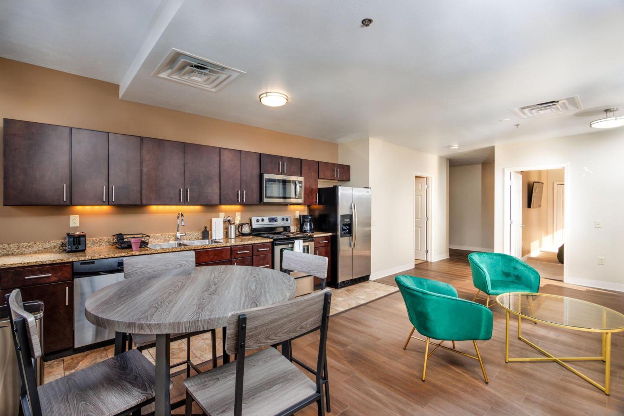 Luxe City Views Prime Location 24-7 Parking Gym Lounge Pittsburgh Bagian luar foto